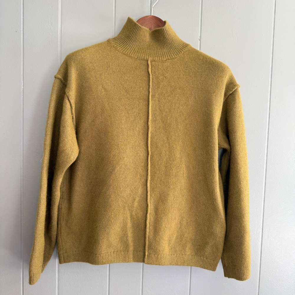 NWT H&M Womens Chartreuse Boxy Oversized Mock Neck Exposed Seam Sweater Sz Small